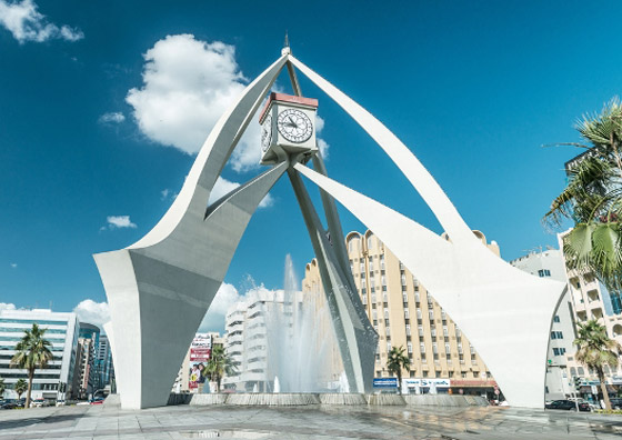 بالصور: تعرفوا إلى أبراج الساعات الرموز السياحية الشهيرة صورة رقم 2