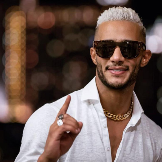 فنان مصري عن محمد رمضان : أنا اللي اكتشفته لقيته في الشارع على باب مسرح صورة رقم 3