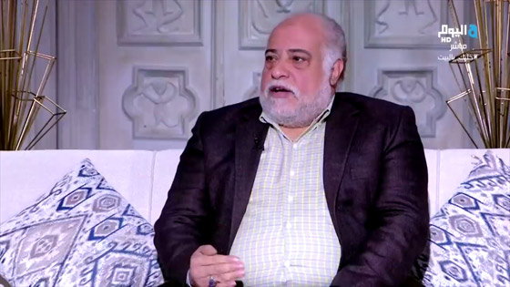فنان مصري عن محمد رمضان : أنا اللي اكتشفته لقيته في الشارع على باب مسرح صورة رقم 1