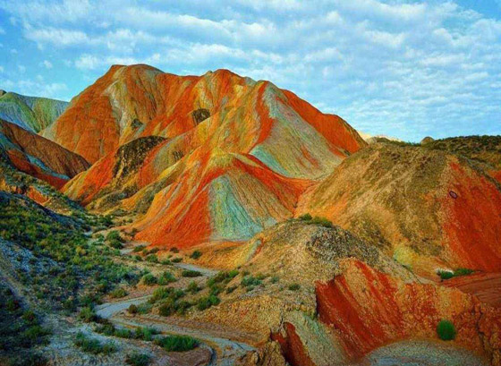 جبال قوس قزح.. كيف أسهمت المعادن في تلوين إحدى عجائب الدنيا؟ صورة رقم 4