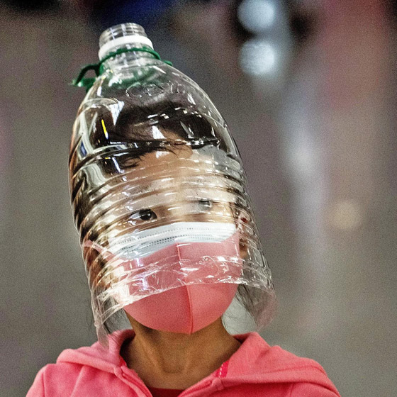 شر البلية ما يضحك.. أغرب الصور بزمن كورونا صورة رقم 9