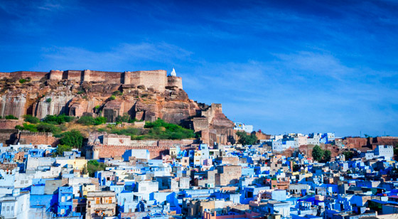 صور مدهشة: أجواء من التفاؤل والفرح في أجمل المدن الملونة حول العالم صورة رقم 7