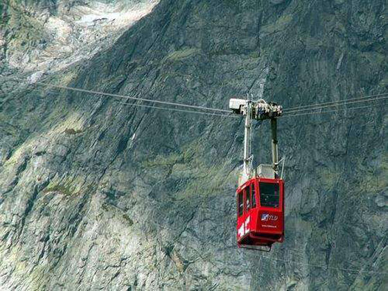 جبل هوا.. رحلة المخاطر للبحث عن الخلود الزائف صورة رقم 10
