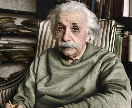 ما قصة الصورة التاريخية التي أخرج فيها الفيزيائي آينشتاين لسانه؟ صورة رقم 7 ما قصة الصورة التاريخية التي أخرج فيها الفيزيائي آينشتاين لسانه؟ صورة رقم 7