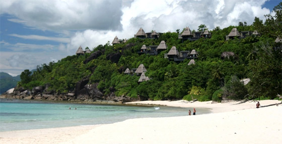 أول دولة بالعالم تُحقق (مناعة القطيع).. ستسمح بزيارتها دون لقاح كورونا صورة رقم 1