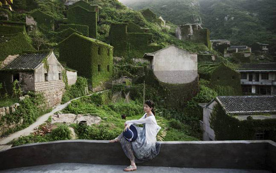 هوتوان.. قرية مهجورة ساحرة غمرتها الأعشاب! صور صورة رقم 10