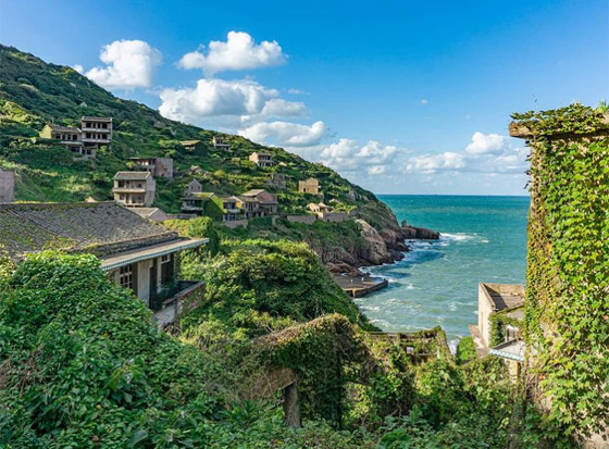 هوتوان.. قرية مهجورة ساحرة غمرتها الأعشاب! صور صورة رقم 12