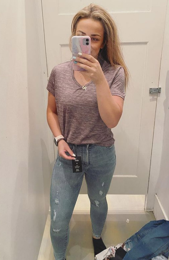 صور مذهلة: سيدة تخسر 40 كغم بوقت قياسي دون جراحة! لن تصدق الفرق.. اكتشف السر! صورة رقم 17 صور مذهلة: سيدة تخسر 40 كغم بوقت قياسي دون جراحة! لن تصدق الفرق.. اكتشف السر! صورة رقم 17