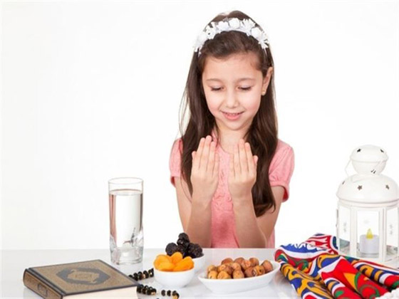 فيديو: ما هو السن المناسب لصيام الأطفال؟.. طبيب يجيب صورة رقم 2