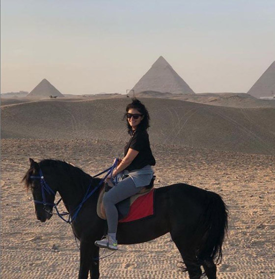 صور النجوم آخر 24 ساعة: بسمة تمتطي الخيل، دنيا بالقفطان وأحدث ظهور لـ يارا صورة رقم 4 صور النجوم آخر 24 ساعة: بسمة تمتطي الخيل، دنيا بالقفطان وأحدث ظهور لـ يارا صورة رقم 4