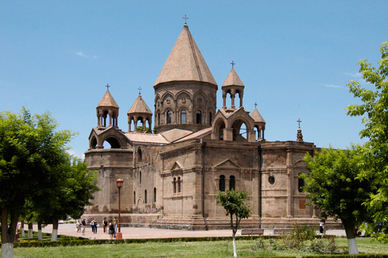 بالصور: تعرفوا إلى أقدم كنائس العالم.. رحلة عبر التاريخ والقداسة صورة رقم 9