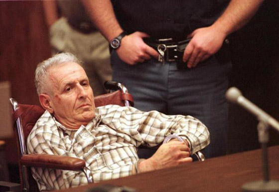 نوبل اخترع الديناميت فقتل أخاه أولاً! هؤلاء استخدموا العلم والطب في جرائم ضد البشرية صورة رقم 4