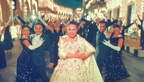 بعد غياب 19 عامًا.. استعراضات شيريهان تعود في إعلان بـ2 مليون دولار صورة رقم 1