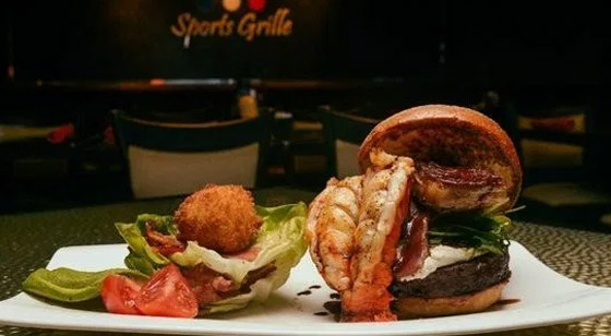 المشروبات والوجبات ورحلات الطيران.. أغلى 10 تجارب سفر حول العالم صورة رقم 3