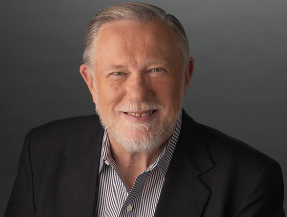 وفاة مؤسس شركة أدوبي ومطور صيغة المستندات المنقولة (بي دي إف) صورة رقم 1