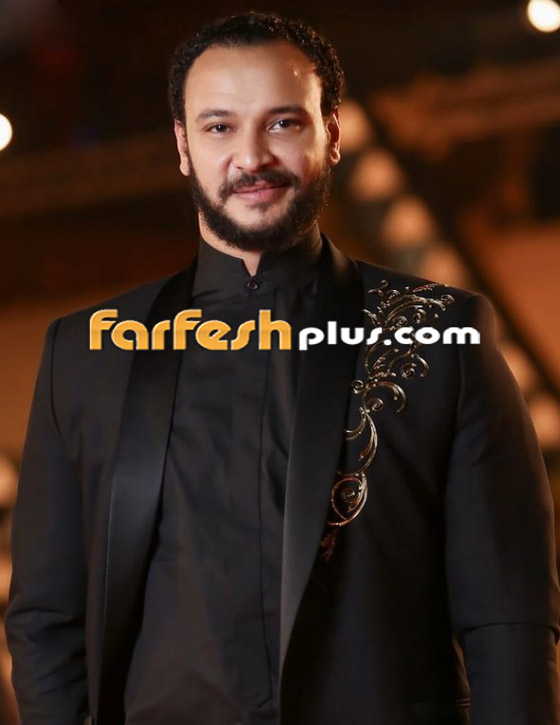 صور أحمد خالد صالح يحمل نعش والدته التي توفيت بكورونا، ويتلقى عزاء النجوم صورة رقم 13 صور أحمد خالد صالح يحمل نعش والدته التي توفيت بكورونا، ويتلقى عزاء النجوم صورة رقم 13