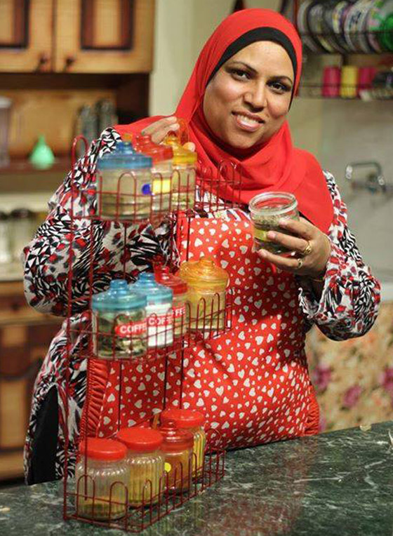 طباخة مصرية تثير تفاعلا واسعا.. كيف ردت على متصل أهانها على الهواء؟ صورة رقم 6 طباخة مصرية تثير تفاعلا واسعا.. كيف ردت على متصل أهانها على الهواء؟ صورة رقم 6
