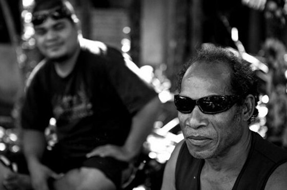 «جزيرة ينجيلاب».. والعاصفة التي أصابت كل سكانها بعمى الألوان صورة رقم 4