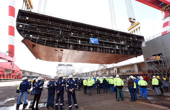 أكبر سفينة في العالم تستعد للإبحار.. وهذا ثمن الرحلة وشروطها صورة رقم 6