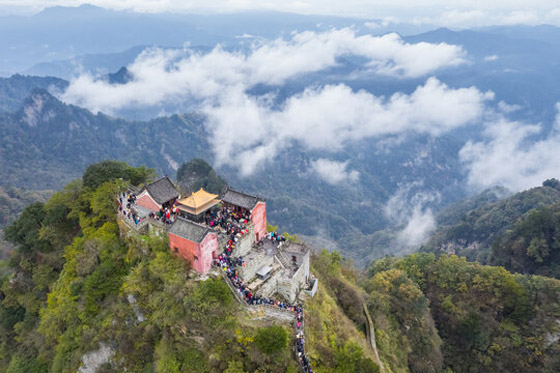 ممنوعون من الثوم والبصل والباذنجان.. تعرف على صيام الطاوية في الصين صورة رقم 2