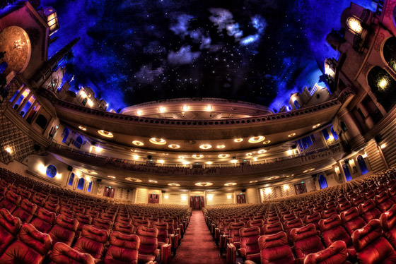 بالصور.. أكبر صالة سينما في العالم تستعد لفتح أبوابها صورة رقم 13