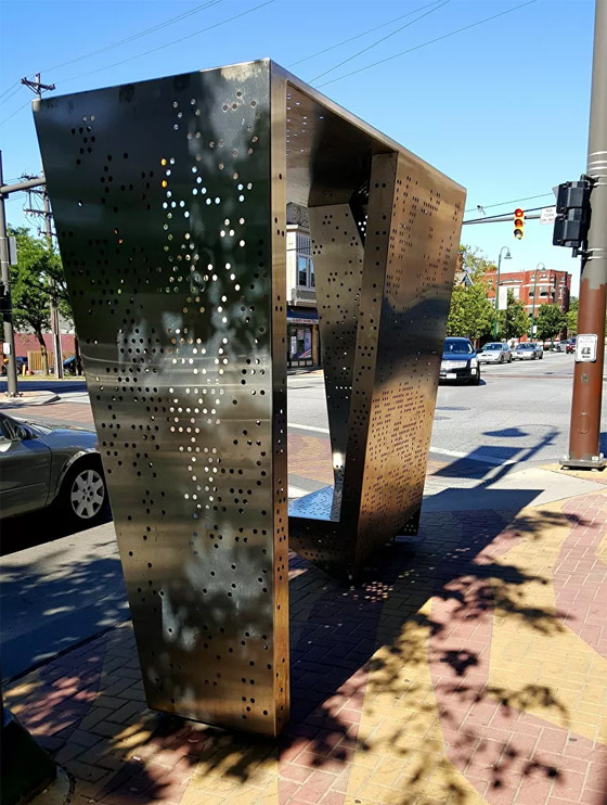 بالصور: إليكم أكثر محطات الحافلات العمومية غرابة في العالم صورة رقم 4