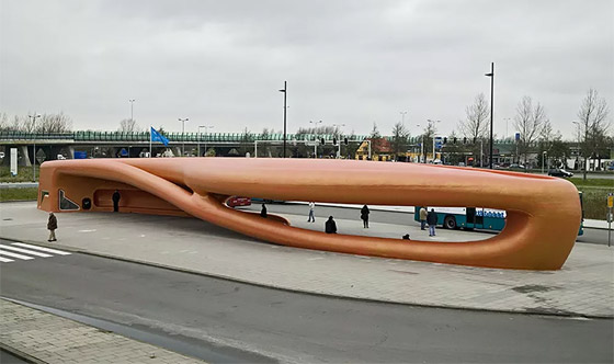 بالصور: إليكم أكثر محطات الحافلات العمومية غرابة في العالم صورة رقم 7