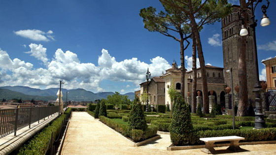 مدن إيطالية تعطي المال للعاملين عن بعد! تريد منهم السكن بمنازلها بشروط صورة رقم 4