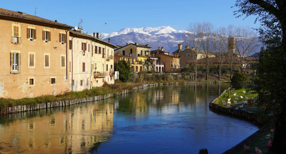 مدن إيطالية تعطي المال للعاملين عن بعد! تريد منهم السكن بمنازلها بشروط صورة رقم 7