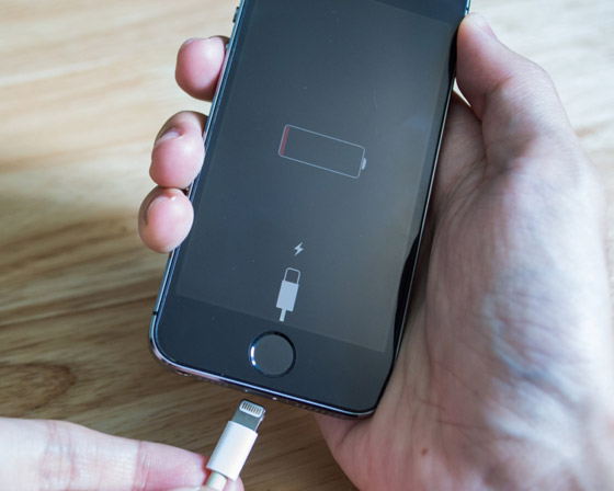 هل من الآمن ترك الهاتف المحمول متصلا بالشاحن طوال الليل؟ صورة رقم 8