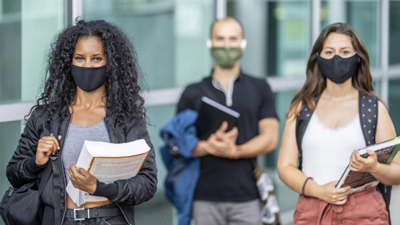 الصحة العالمية تدعو المطعّمين ضد فيروس كورونا للالتزام بالكمامات صورة رقم 5 الصحة العالمية تدعو المطعّمين ضد فيروس كورونا للالتزام بالكمامات صورة رقم 5