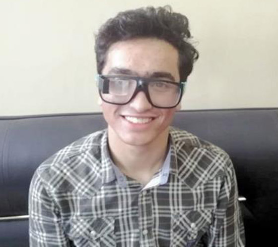 ابتكار طالب مصري قد يغير حياة الصم والبكم! صورة رقم 2