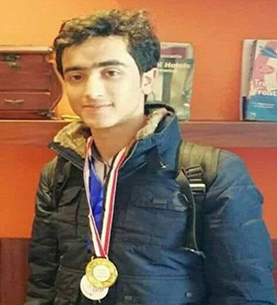 ابتكار طالب مصري قد يغير حياة الصم والبكم! صورة رقم 4