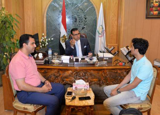 ابتكار طالب مصري قد يغير حياة الصم والبكم! صورة رقم 5