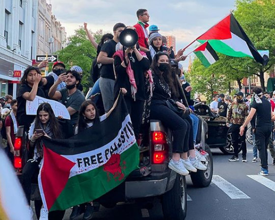 هل فسخت دار ديور للازياء ومايكل كورس تعاقدهما مع بيلا حديد بعد دعمها لفلسطين؟ صورة رقم 15 هل فسخت دار ديور للازياء ومايكل كورس تعاقدهما مع بيلا حديد بعد دعمها لفلسطين؟ صورة رقم 15
