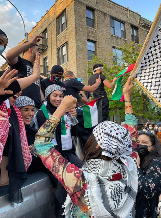 هل فسخت دار ديور للازياء ومايكل كورس تعاقدهما مع بيلا حديد بعد دعمها لفلسطين؟ صورة رقم 16 هل فسخت دار ديور للازياء ومايكل كورس تعاقدهما مع بيلا حديد بعد دعمها لفلسطين؟ صورة رقم 16