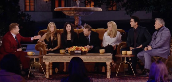 نجوم مسلسل (Friends) يلتقون مجددا بعد 17 عاما.. هل تغيّروا كثيرا؟ صورة رقم 8 نجوم مسلسل (Friends) يلتقون مجددا بعد 17 عاما.. هل تغيّروا كثيرا؟ صورة رقم 8