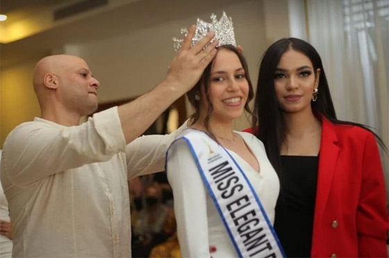 فيديو وصور: تتويج شدا حسام ابنة الـ17 عاما بلقب ملكة جمال الأناقة صورة رقم 7 فيديو وصور: تتويج شدا حسام ابنة الـ17 عاما بلقب ملكة جمال الأناقة صورة رقم 7
