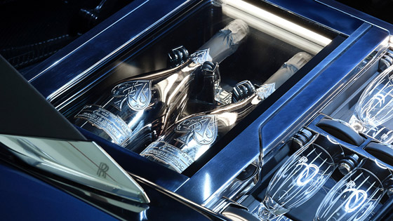 بالفيديو والصور: السيارة الأغلى في العالم سعرها 28 مليون دولار! صورة رقم 20