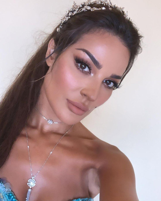 صور قديمة لـ نادين نسيب نجيم تصدم الجمهور! الفرق كبير قبل وبعد عمليات التجميل!  صورة رقم 14