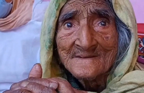 العثور على أكبر معمرة بالعالم بالصدفة! وجدوها خلال حملة تطعيم كورونا صورة رقم 3 العثور على أكبر معمرة بالعالم بالصدفة! وجدوها خلال حملة تطعيم كورونا صورة رقم 3