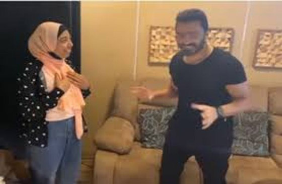 فيديو: تامر حسني يفاجئ فتاة تحارب السرطان ويحقق حلمها بـ