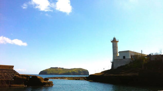 صور: إيطاليا تخطط لإعادة إحياء جزيرة استُخدمت سابقا كسجن للمجرمين صورة رقم 2