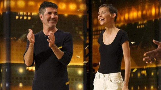 محاربة السرطان تنال الزرّ الذهبي في America's Got Talent... الحكام عجزوا عن الكلام صورة رقم 10