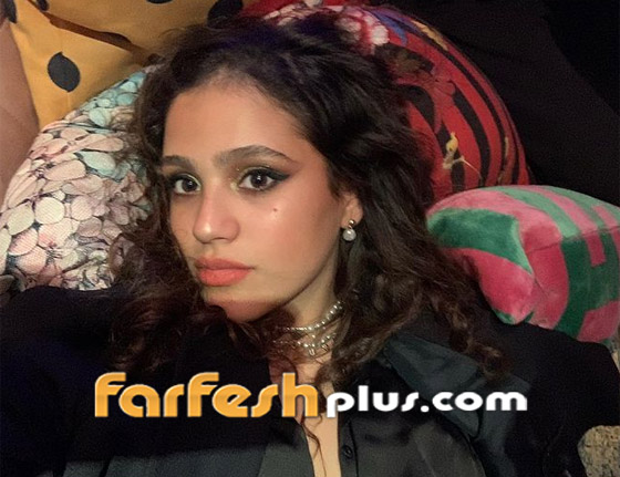فيديو وصور: جانا عمرو دياب تقبل صديقها الأجنبي وتثير موجة جدل.. ولماذا عرضت ملابسها للبيع؟ صورة رقم 11 فيديو وصور: جانا عمرو دياب تقبل صديقها الأجنبي وتثير موجة جدل.. ولماذا عرضت ملابسها للبيع؟ صورة رقم 11