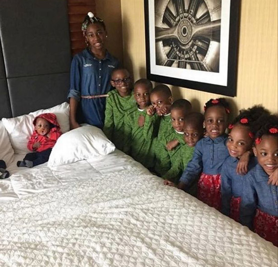 زوجان أمريكيان يستعدان لاستقبال طفلهما الـ15 بعد إنجابهم توائم خماسية صورة رقم 3