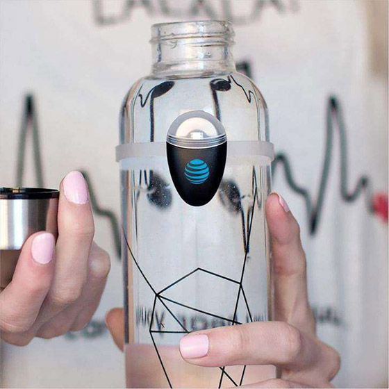 سوار الرجل العنكبوت.. وأدوات منزلية تسافر بأصحابها إلى المستقبل صورة رقم 8