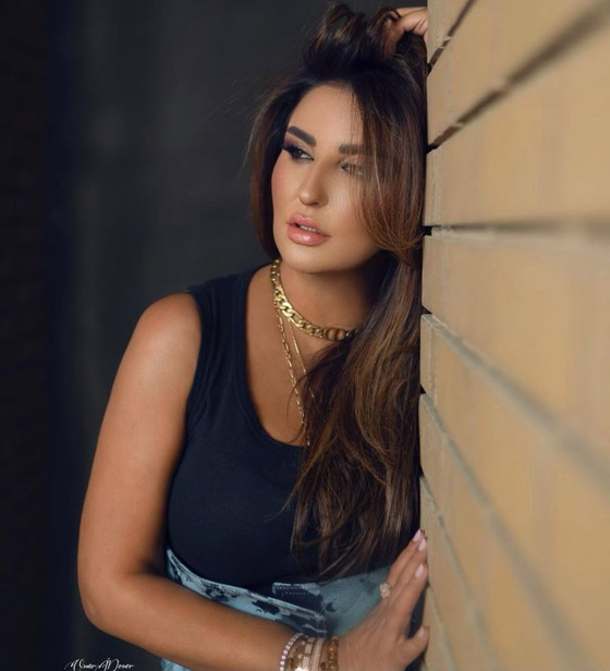 فيديو شذى حسون ترد على رحمة رياض بأسلوب محمد رمضان: أنا نمبر وان ونجمة العراق الأولى! صورة رقم 9