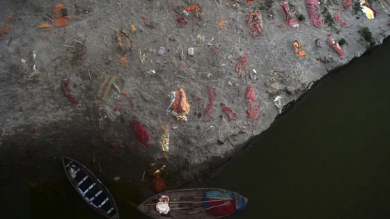 كيف تحول نهر الغانج المقدس إلى 