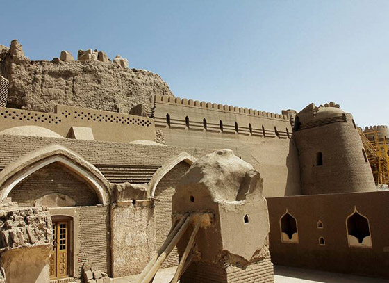 قلعة بام.. وأسرار أكبر مبنى طيني في العالم صورة رقم 6